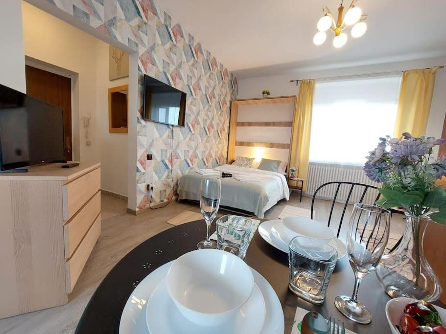 Sweet Dreams Suites Panoramic Studio Zodiac Dorobanti บูคาเรสต์ ภายนอก รูปภาพ